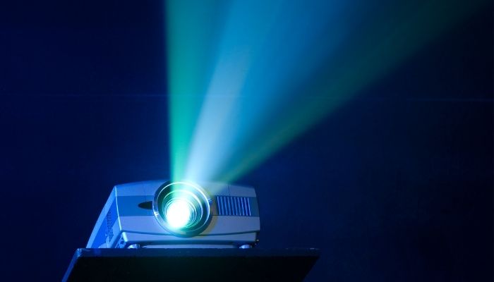 An undated image illustrating a projector.  — Canva