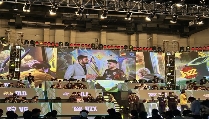 Gamers playing at the Free Fire World Series Pakistan 2025 grand finale held on October 4, 2025 at the National Aerospace Science and Technology Park (NASTP). — Picture by author